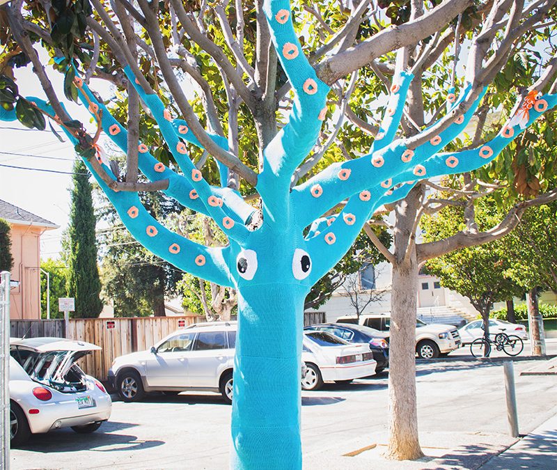 Reefs in Art – Yarnbombing