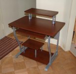 Desk 001.jpg