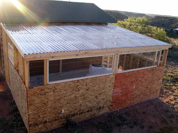 shed_roof_on.jpg